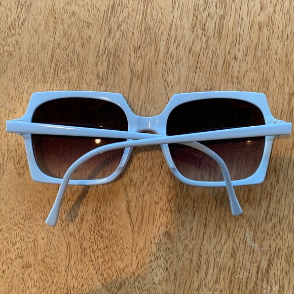 See Sunglasses - Picture 2 of 7